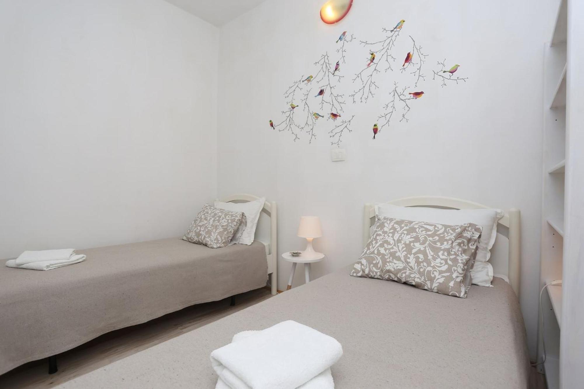 Holiday Home Deborah With Private Pool 라빈 외부 사진