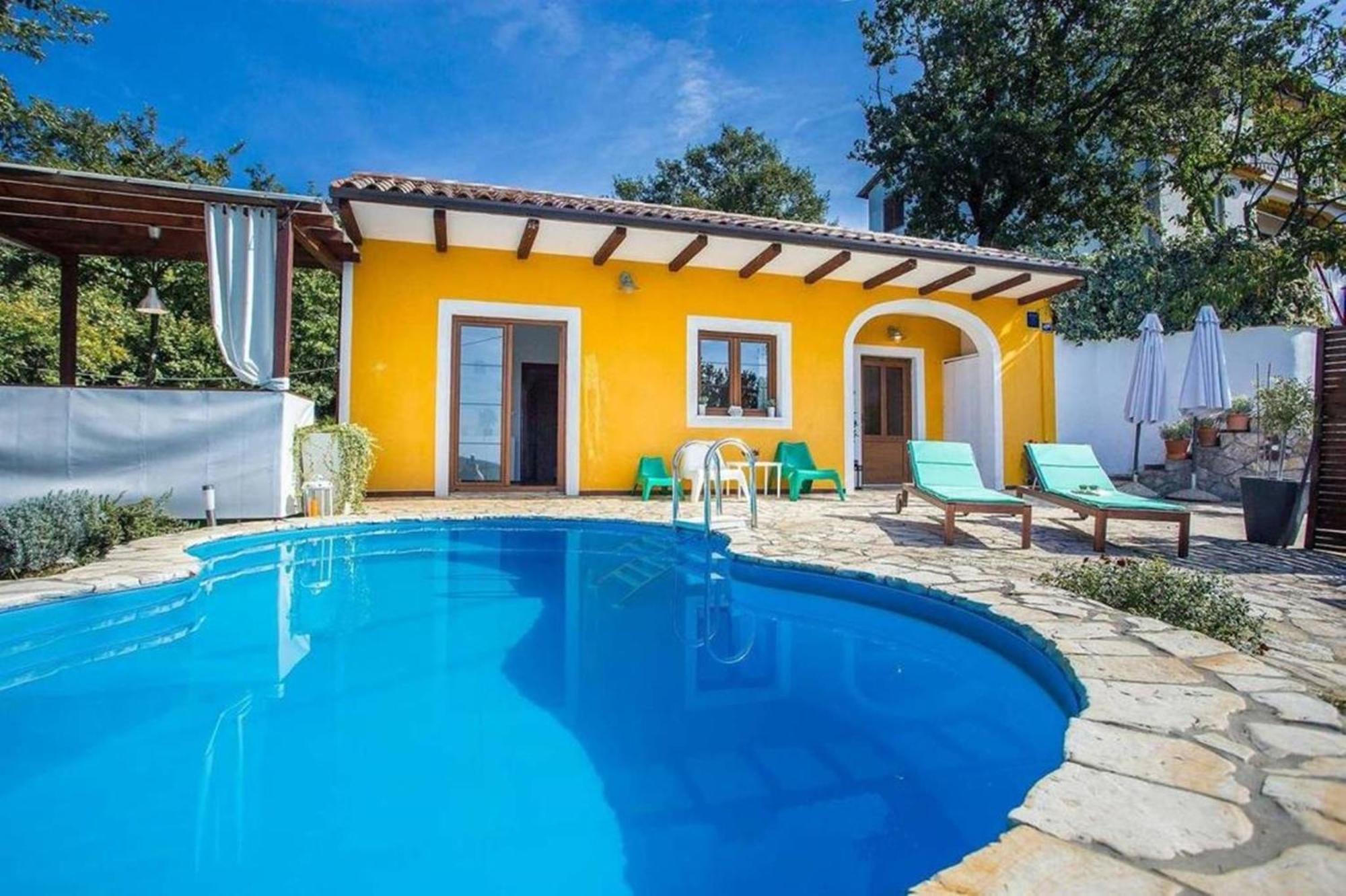 Holiday Home Deborah With Private Pool 라빈 외부 사진